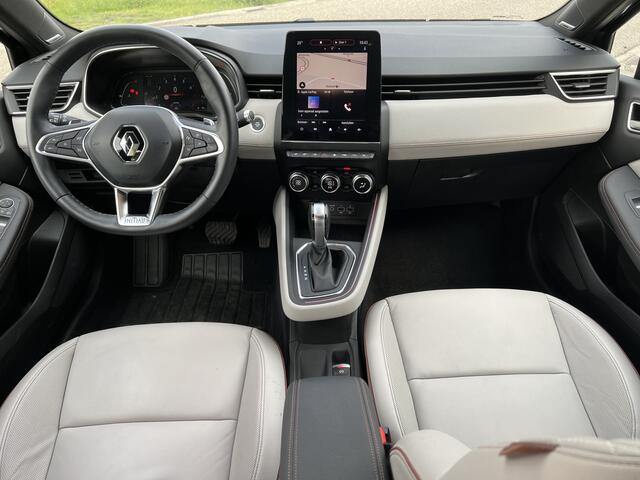 Renault CLIO 1.3 TCe 131 PK Initiale Paris / Automaat / 360' Camera / Apple Carplay - Android Auto / Stoelverw. + Stuurverw. / Keyless / Leer / 17'' LMV /