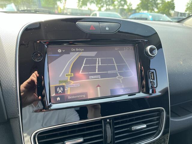 Renault CLIO Estate 0.9 TCe Limited | Navi | Pdc | Trekhaak | Airco | Cruise |