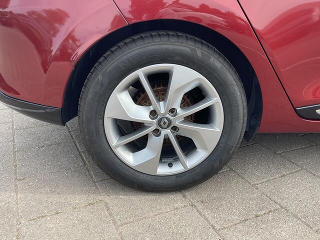 Renault CLIO Estate 0.9 TCe Limited /Cruise/Airco/DAB/Navi/Trekhaak/2017