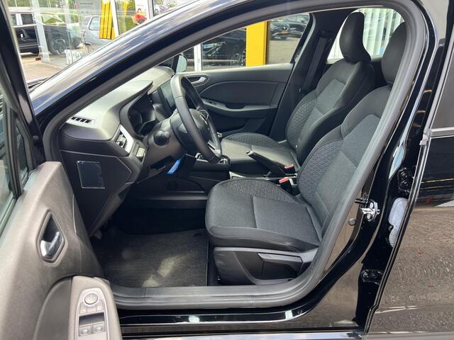 Renault CLIO 1.0 TCe Zen | Navigatie | Parkeersensoren | Lichtmetaal | Airco | DAB | LED | Cruise Control |
