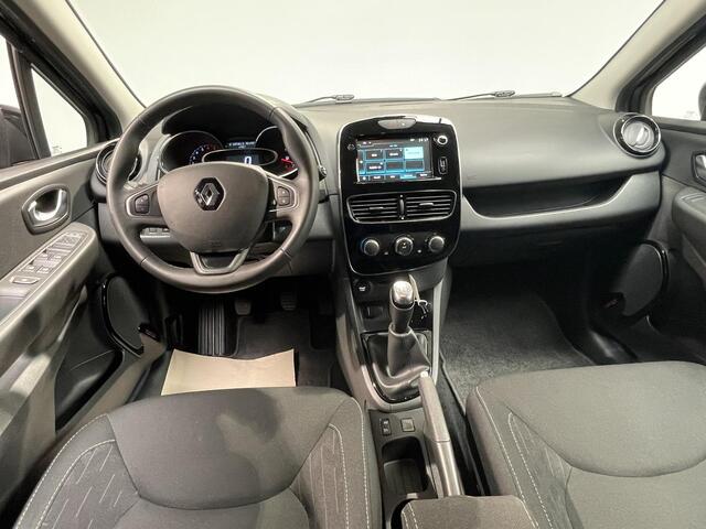 Renault CLIO Estate 0.9 TCe Limited Apple/Android Carplay | trekhaak | Full map nav