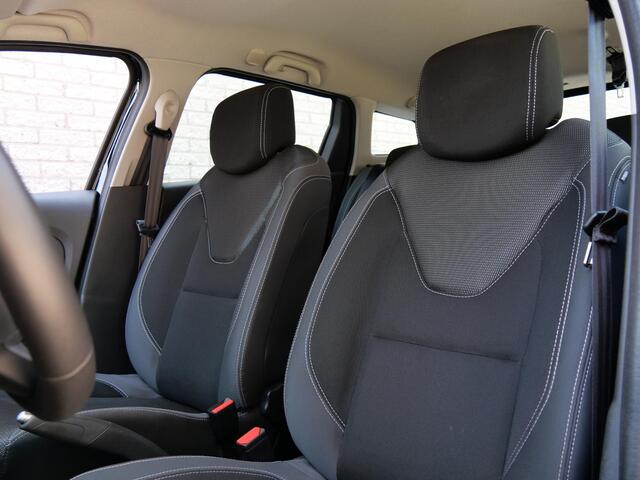 Renault CLIO Estate 0.9TCe CARPLAY & ANDROID/ STOELVERWARMING/ PDC ACHTER
