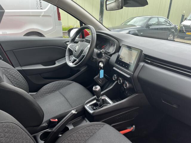 Renault CLIO 1.0 TCe Zen | navigatie | airco | parkeersensoren achter | incl. Bovag rijklaarpakket met 12 maanden garantie