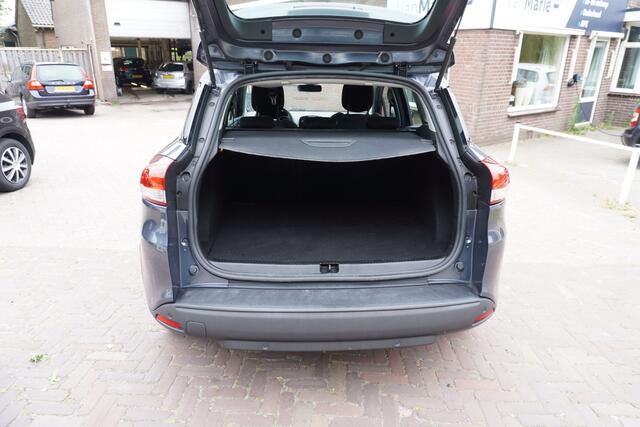 Renault CLIO Estate 0.9 TCe Zen NAVI CRUISE PDC