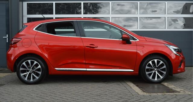 Renault CLIO 1.0 TCe Intens | Carplay/Aut.Airco/Trekhaak | Met 12 maanden garantie!
