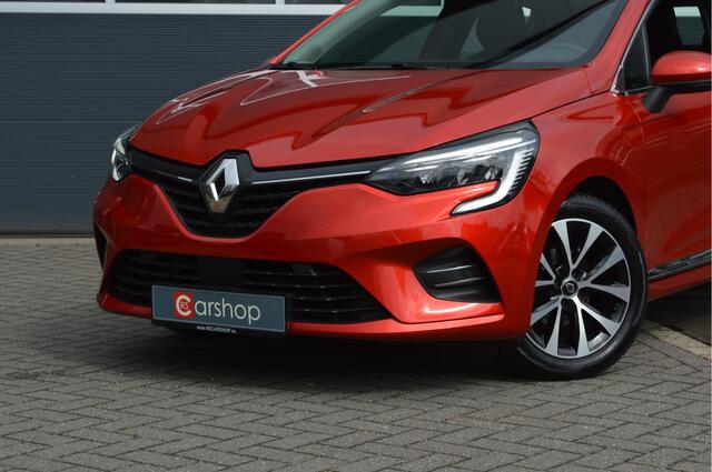 Renault CLIO 1.0 TCe Intens | Carplay/Aut.Airco/Trekhaak | Met 12 maanden garantie!