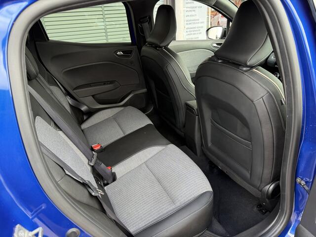 Renault CLIO fase2 Techno Tce 90 | adaptieve cruise | dodehoek | grootscherm Easylink | tijdelijk gratis Top Afleverpakket twv Eur 695