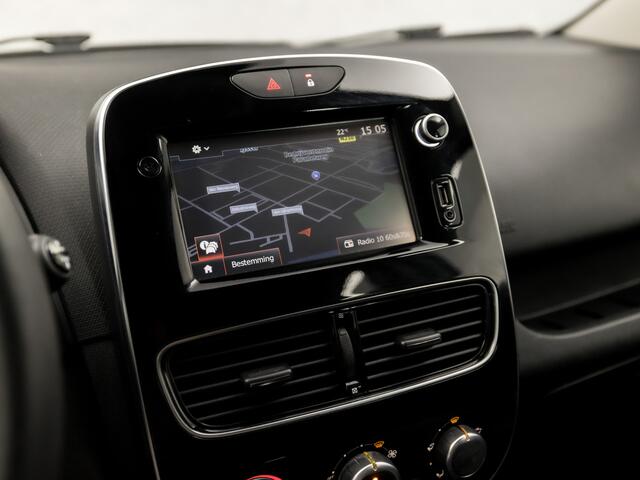 Renault CLIO 0.9 TCe Sport (NAVIGATIE, LM VELGEN, CRUISE, SPORTSTOELEN, BASS REFLEX, ELEK RAMEN, NIEUWE APK, NIEUWSTAAT)