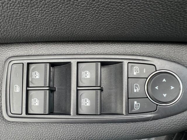 Renault CLIO 1.0 TCe Intens Navi Climate Control
