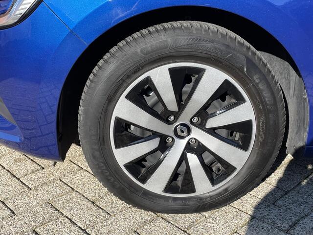 Renault CLIO 1.0 TCe 91 pk Equilibre Navigatie Apple Carplay/Android Auto Parkeersensoren achter Cruise Control Ledverlichting Airco
