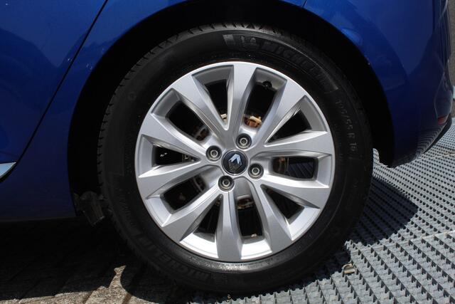 Renault CLIO 1.0 TCe Intens Navigatie/Virtual cockpit/Climate control/Apple carplay/Cruise control/Lane assist/Parkeersensoren/Elektrische ramen/Elektrisch verstelbare spiegels/16''Lichtmetalen velgen.