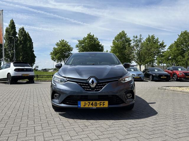 Renault CLIO 1.3 TCe Initiale Paris | Leder | Stuur- + Stoelverwarming | Navigatie | Apple Carplay/Android Auto | 360° Camera | Rijklaarprijs!