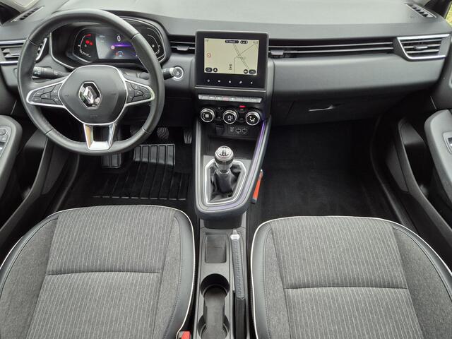 Renault CLIO 1.0 TCe Intens Handgeschakeld / Pack Easy Link / Apple Carplay Android Auto / Draadloze telefoon lader / Navigatie / Keyless Entry/Start / Cruise control / Parkeersensoren achter / Climate control /