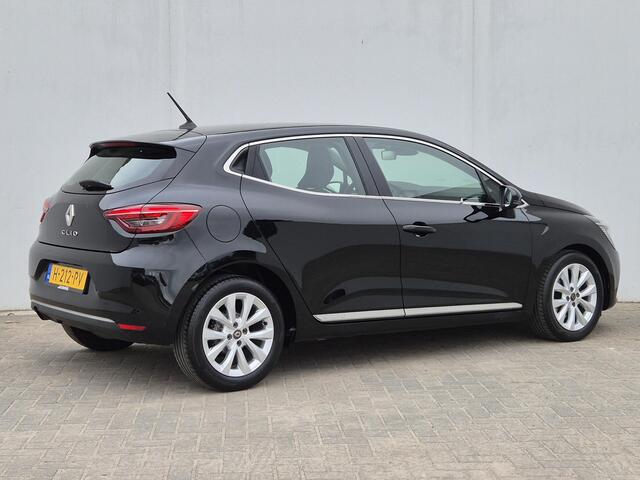 Renault CLIO 1.0 TCe Intens Handgeschakeld / Pack Easy Link / Apple Carplay Android Auto / Draadloze telefoon lader / Navigatie / Keyless Entry/Start / Cruise control / Parkeersensoren achter / Climate control /