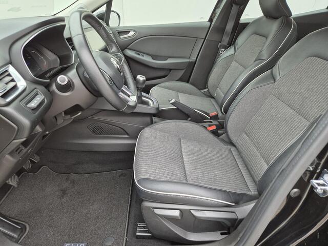 Renault CLIO 1.0 TCe Intens Handgeschakeld / Pack Easy Link / Apple Carplay Android Auto / Draadloze telefoon lader / Navigatie / Keyless Entry/Start / Cruise control / Parkeersensoren achter / Climate control /
