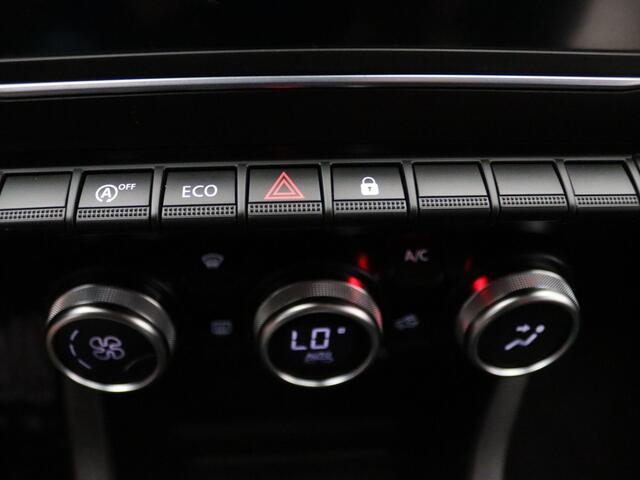 Renault CLIO TCe 100pk Zen Cruise | Climate | Carplay | Parkeersens. achter