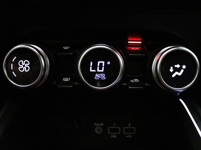 Renault CLIO E-Tech Hybrid 140pk Intens Automaat Camera | Cruise | Climate | Navi | Parkeersens. v+a