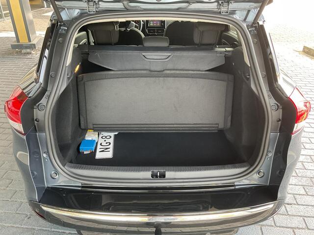 Renault CLIO Estate 0.9 TCe Limited TREKHAAK / NAVIGATIESYSTEEM / AIRCONDITIONING / RAMEN EN SPIEGELS ELECTRISCH VERSTELBAAR / CRUISECONTROL / BLEUTOOTH