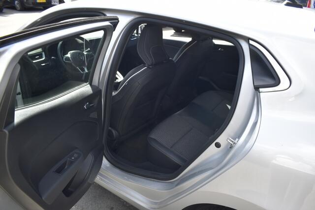 Renault CLIO 1.0 Intens TCE 90 /Camera
