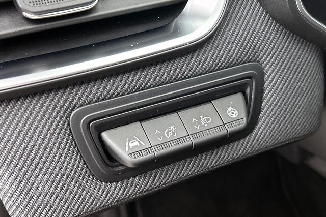 Renault CLIO 1.6 E-Tech Full Hybrid 145 esprit Alpine Stoel/stuurverw. carplay