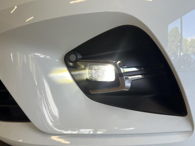 Renault CLIO 1.0 TCe 90 Techno | Navi | Carplay | 17" | Camera | PDC V+A | Stoelverwarming | Keurig nette auto!