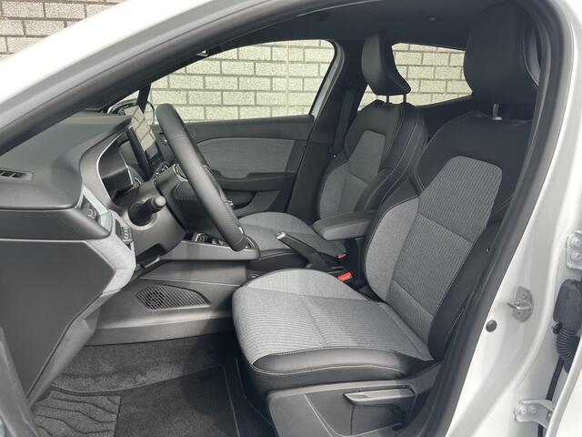 Renault CLIO 1.0 TCe 90 GPF Techno | Stoel + stuurverwarming | Achteruitrijcamera | Apple CarPlay / Android Auto | DEMO 12-25 beschikbaar