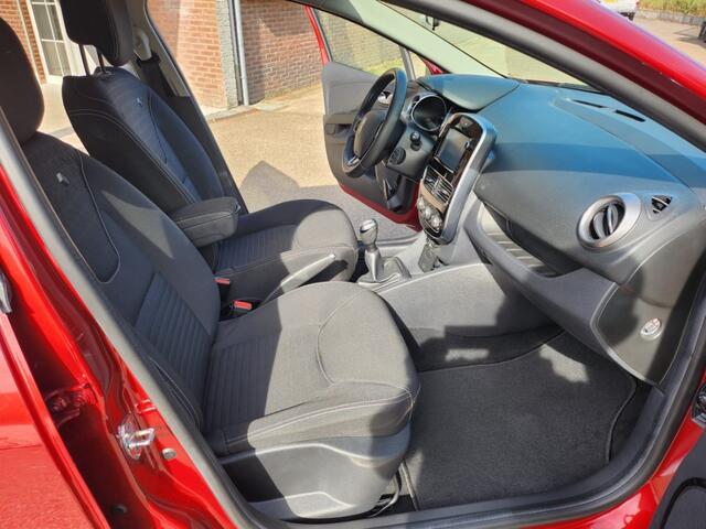 Renault CLIO RENAULT CLIO ESTATE 0.9 TCE LIMITED