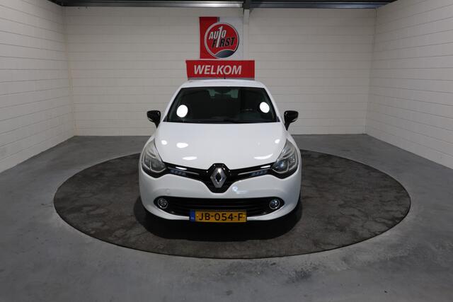 Renault CLIO 0.9 TCe ECO Night&Day, 1e eigenaar, Airco, Cruise control, Navigatie, Parkeersensoren achter, Telefoon, Blue tooth, Isofix, Lichtmetaal all season,