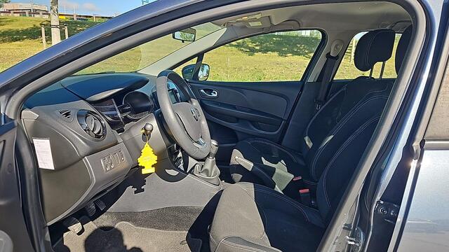 Renault CLIO Estate 0.9 TCe Zen + RS-Sport Pack | Navigatie | 1e eigenaar | Privacy Glass |