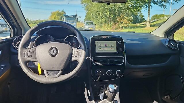 Renault CLIO Estate 0.9 TCe Zen + RS-Sport Pack | Navigatie | 1e eigenaar | Privacy Glass |