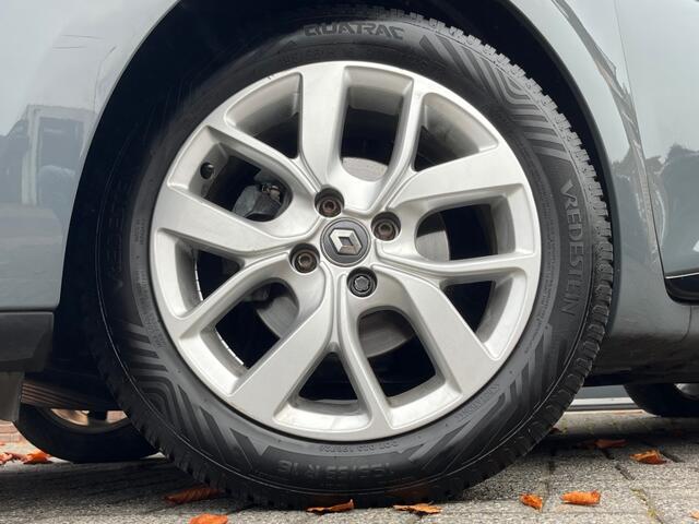 Renault CLIO ESTATE 1.2 TCe 120PK LIMITED NAVI/LMV/TREKHAAK/NL-AUTO/GRIS URBAN