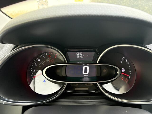 Renault CLIO Estate 0.9 TCe Limited / NAVI / AIRCO / CRUISE / 110dkm!