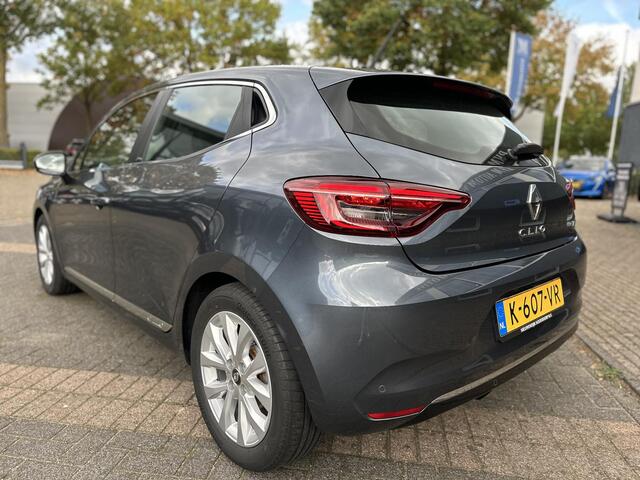 Renault CLIO 1.6 E-Tech Hybrid 140 Intens CAMERA| PARKEERSENS. VOOR + ACHTER| RIJKLAARPRIJS INCL. 12 MND BOVAG GARANTIE