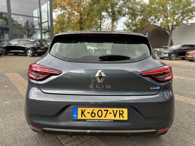 Renault CLIO 1.6 E-Tech Hybrid 140 Intens CAMERA| PARKEERSENS. VOOR + ACHTER| RIJKLAARPRIJS INCL. 12 MND BOVAG GARANTIE