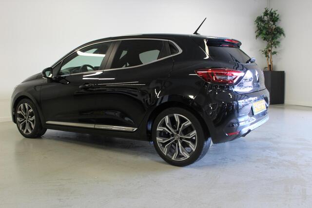 Renault CLIO 1.5 dCi Intens | 17'LMV | GROOT-NAVI | CLIMA | PDC | CAMERA | KEYLESS | D-GLAS | DAB | LED |
