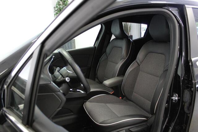 Renault CLIO 1.5 dCi Intens | 17'LMV | GROOT-NAVI | CLIMA | PDC | CAMERA | KEYLESS | D-GLAS | DAB | LED |