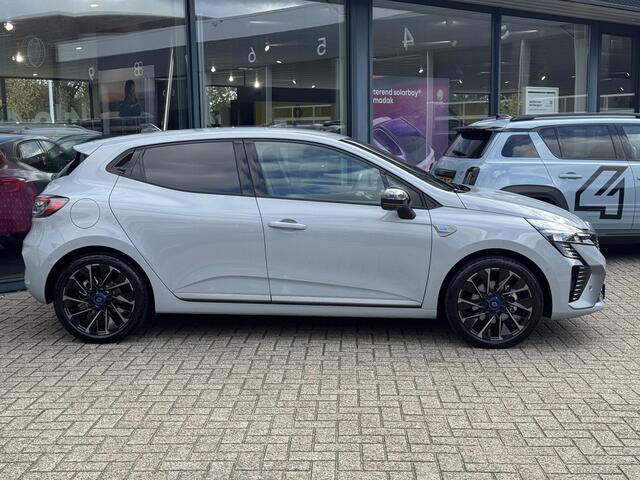 Renault CLIO 1.6 E-Tech Full Hybrid 145 esprit Alpine / BOSE AUDIO / 360 CAMERA / CARPLAY /