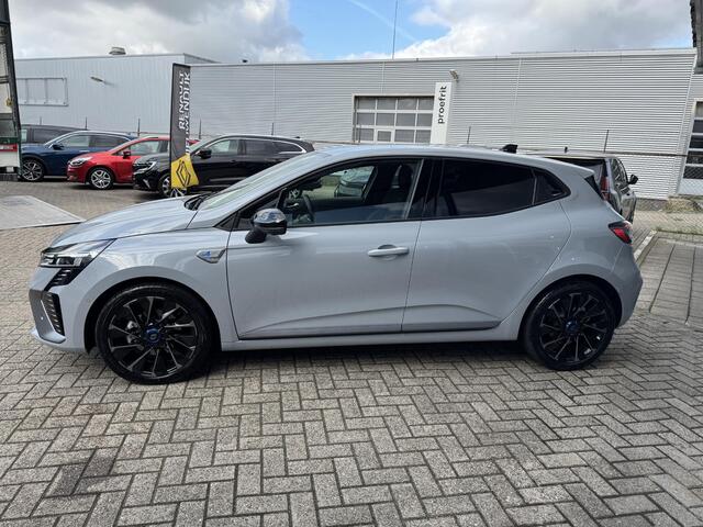 Renault CLIO 1.6 E-Tech Full Hybrid 145 esprit Alpine / BOSE AUDIO / 360 CAMERA / CARPLAY /