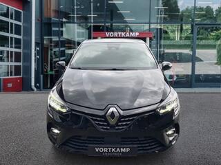 renault-clio-1.3-tce-initiale-paris