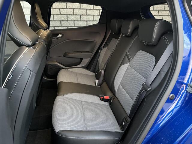 Renault CLIO 1.0 TCe 90 Techno | Apple CarPlay / Android Auto navigatie | Achteruitrijcamera | Stoelverwarming |