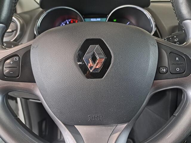 Renault CLIO Estate 0.9 TCe Night&Day + NAVI