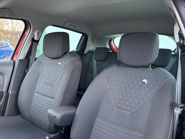 Renault CLIO 0.9 TCe Limited | Navigatie | LMV |