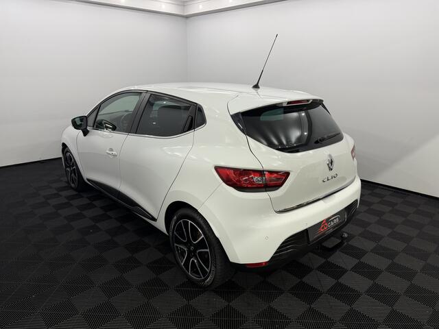 Renault CLIO 1.2 TCe Intens Camera, Navi, Keyless start, Airco, Cruise control, A start stop, Lichtmetalen velgen