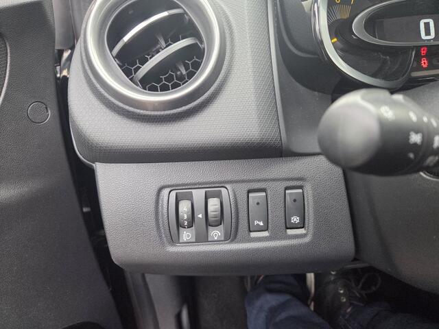 Renault CLIO 0.9 TCe Night&Day