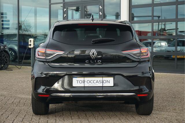 Renault CLIO 1.6 E-Tech Full Hybrid 145 Techno