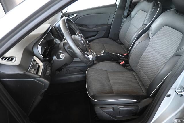 Renault CLIO 1.0 TCe Intens Navigatie Airco Cruise control Trekhaak Achteruitrijcamera 100% Onderhouden! Inruil Mogelijk!