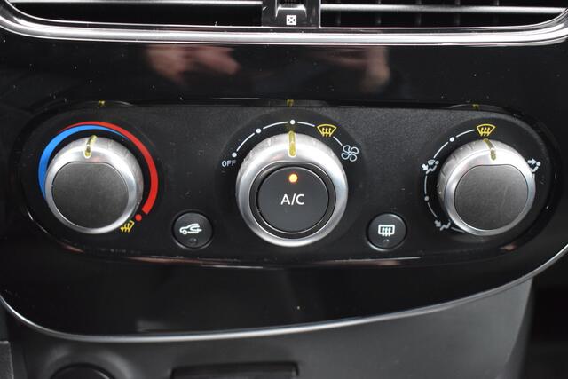 Renault CLIO Estate 0.9 TCE Limited Airco | Full Map Navi | Telefonie | Trekhaak | Isofix