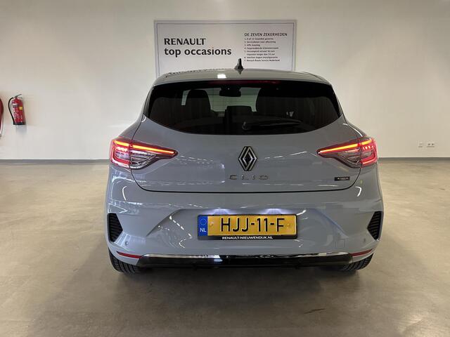 Renault CLIO 1.6 E-Tech Full Hybrid 145 techno