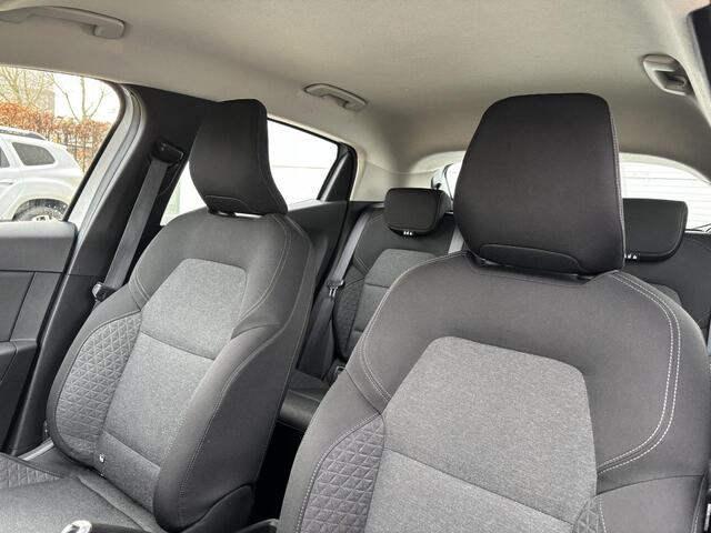 Renault CLIO 1.0 TCe Zen | Navigatie | All Season banden |