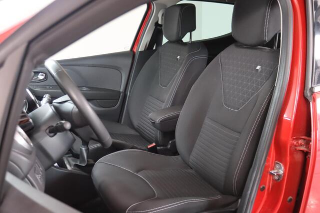 Renault CLIO 0.9 TCe Limited Airco, Navigatie, bluetooth, 9dkm!